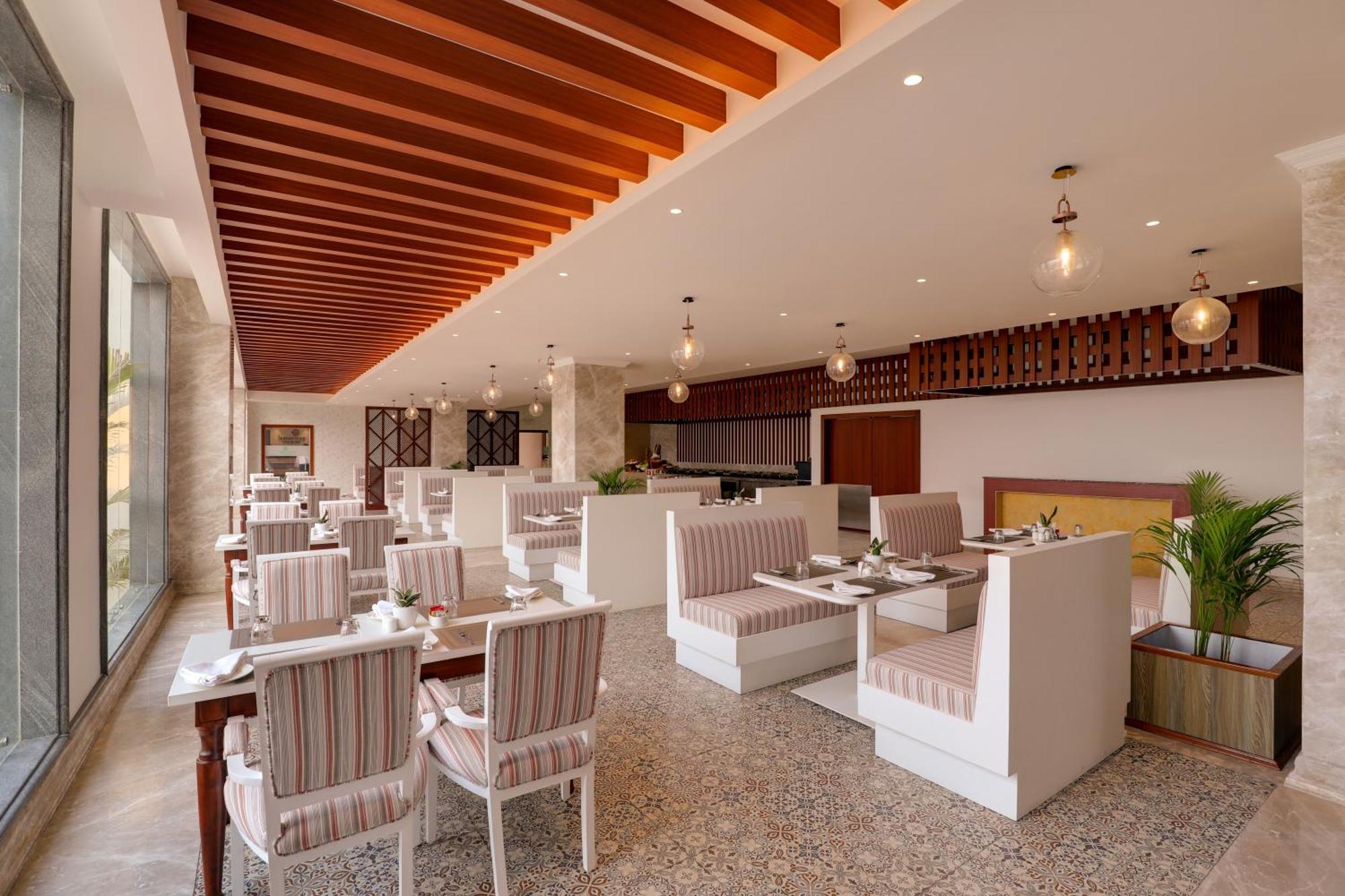 Lemon Tree Premier Budhanilkantha Kathmandu, Nepal 5* Katmandú